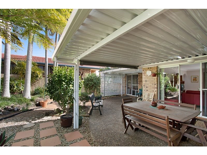 6 Sequoia Ct, Banora Point NSW 2486