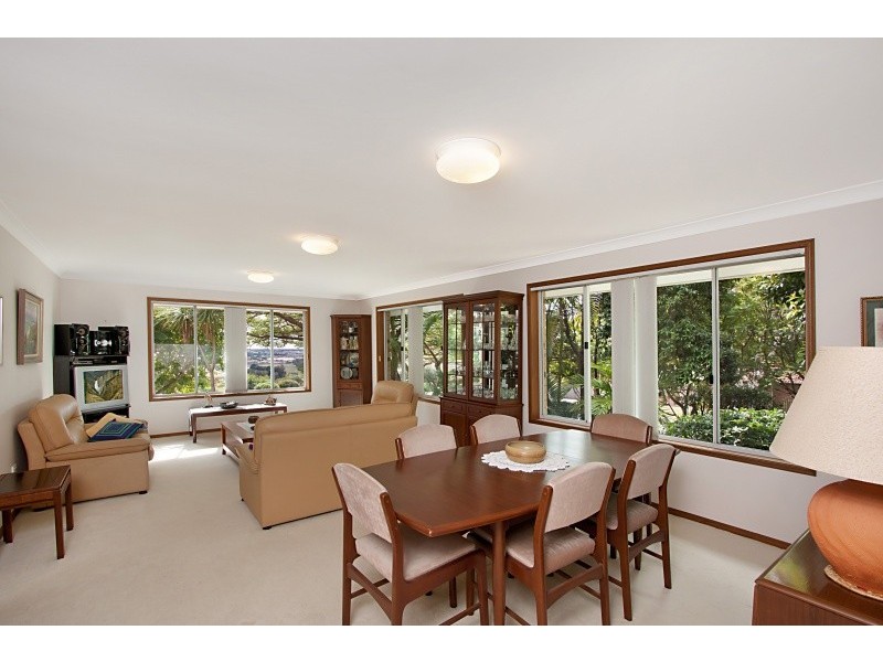 6 Sequoia Ct, Banora Point NSW 2486