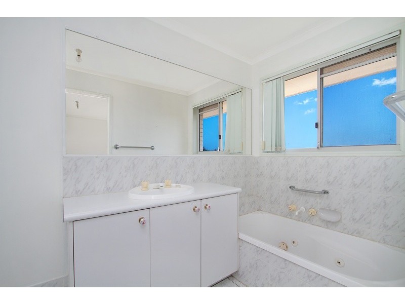 19 Sierra Vista Rd, Bilambil Heights NSW 2486