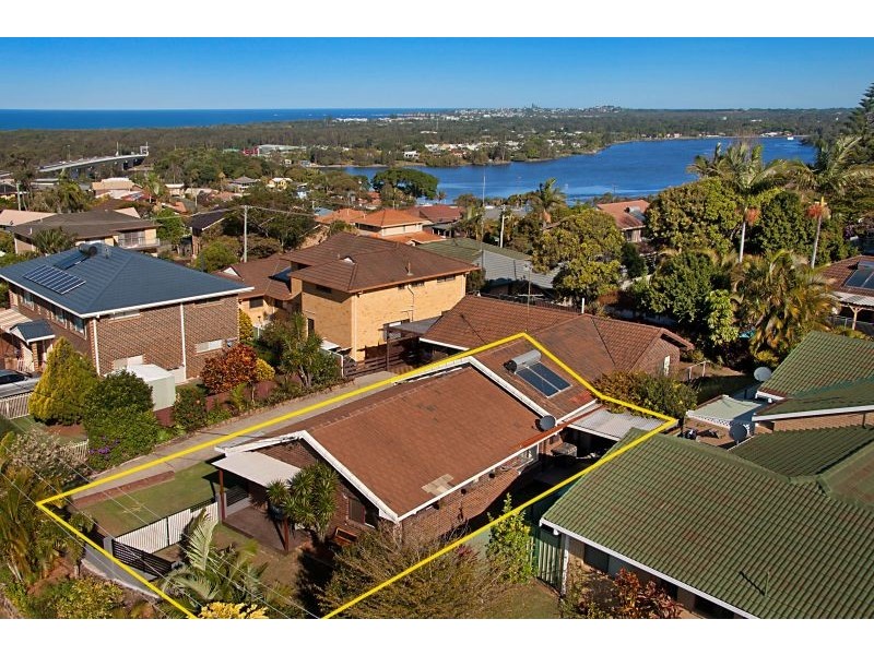 1/7 Somerset Ave, Banora Point NSW 2486