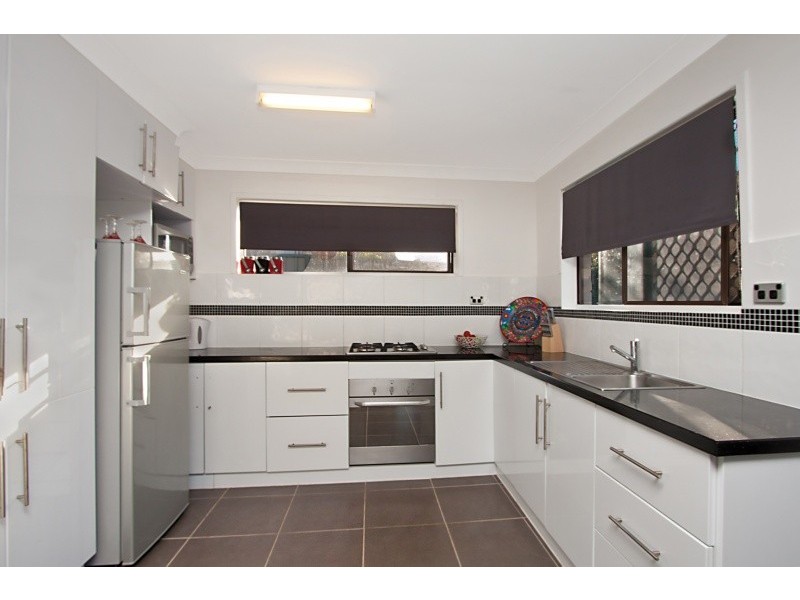 1/7 Somerset Ave, Banora Point NSW 2486