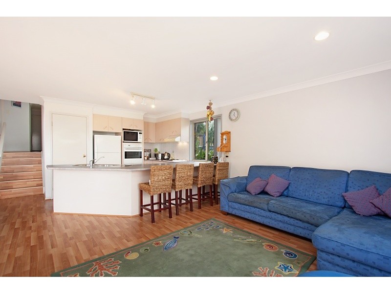 21 Tralee Drive, Banora Point NSW 2486