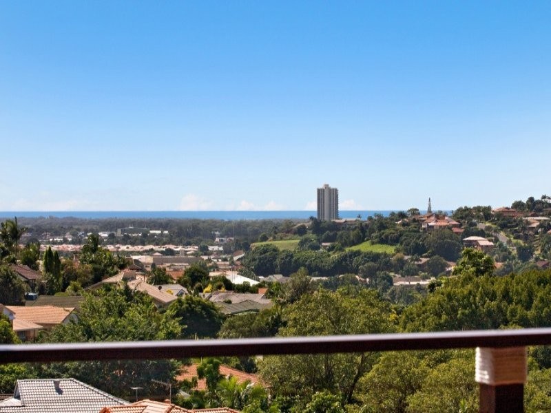 5/3 Buncrana Terrace, Banora Point NSW 2486