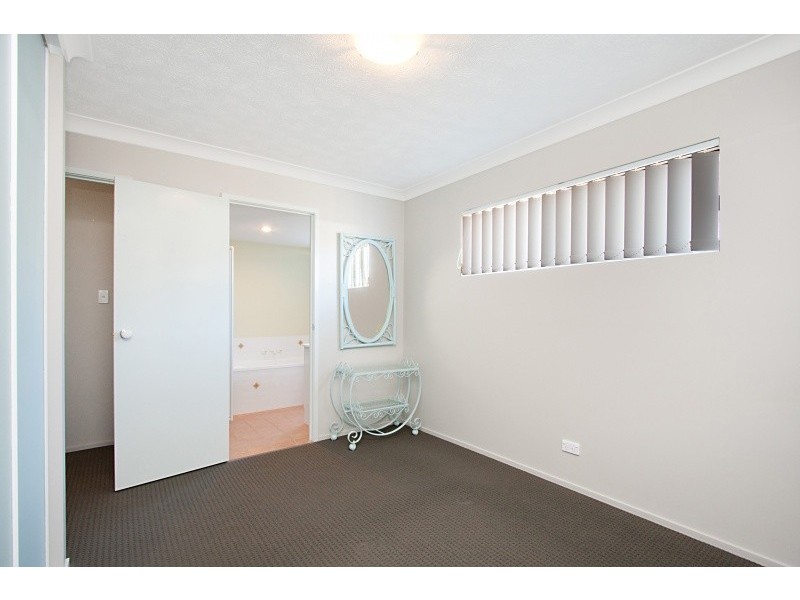 1/2 Parry Street, Tweed Heads South NSW 2486