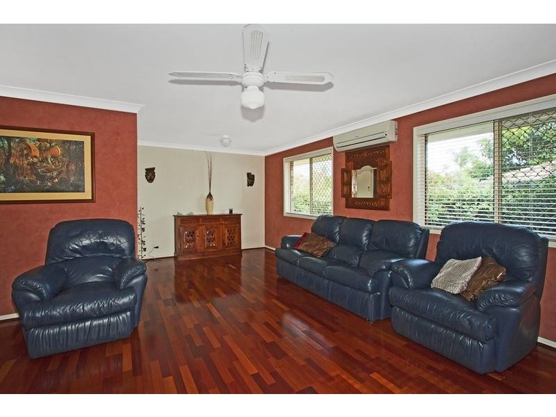 8 Deakin Drive, Terranora NSW 2486