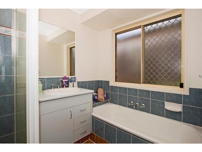 8 Deakin Drive, Terranora NSW 2486