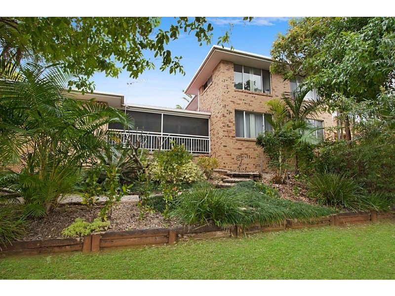 6 Sequoia Ct, Banora Point NSW 2486
