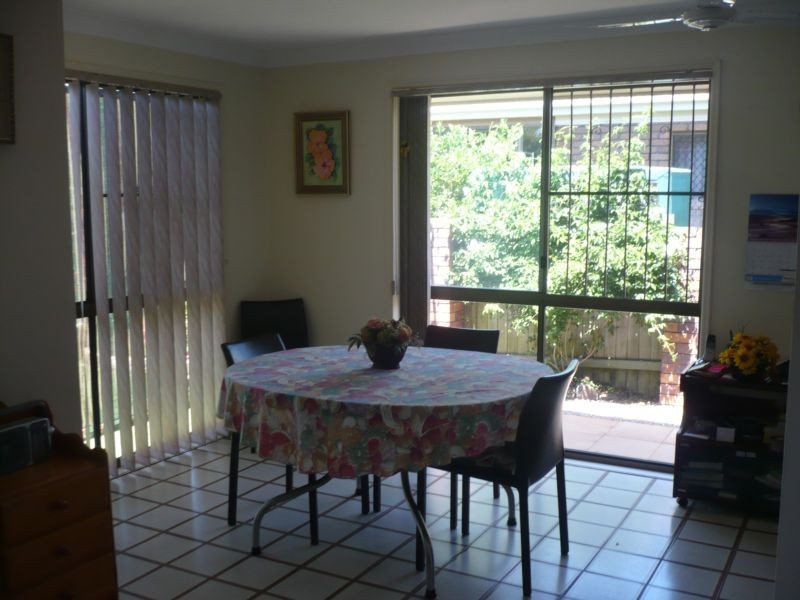 2/115 Sunset Blvd, Tweed Heads West NSW 2485