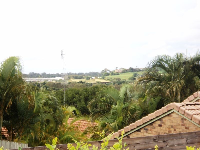 72 Ash Drive, Banora Point NSW 2486