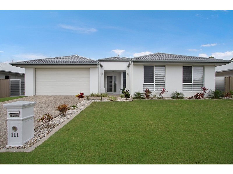 111 Botanical Ct, Banora Point NSW 2486
