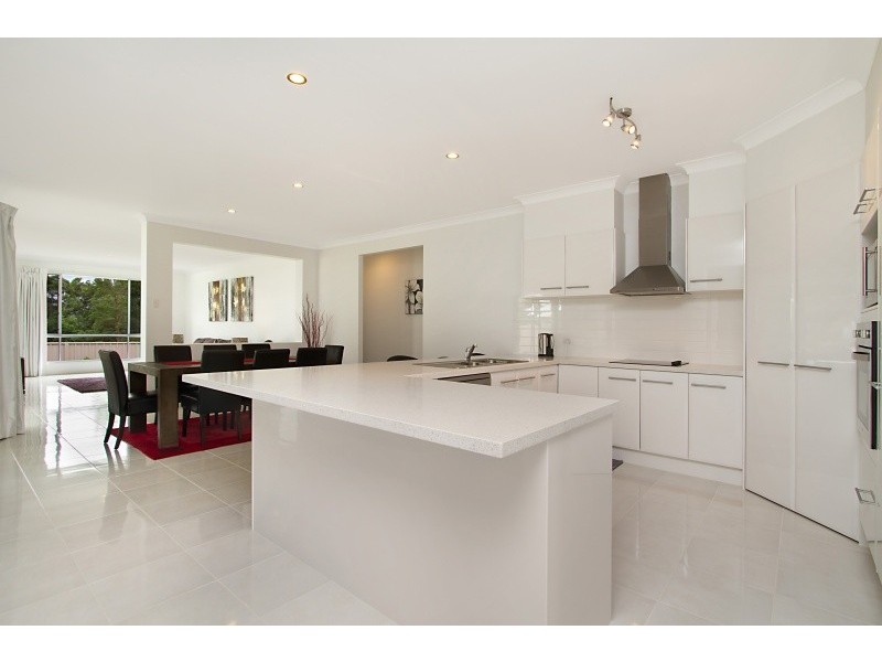 111 Botanical Ct, Banora Point NSW 2486