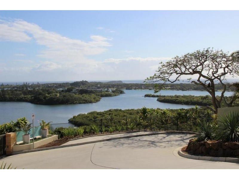 1/23 Seaview Road, Banora Point NSW 2486