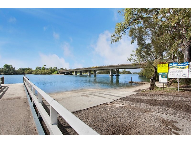 233 Kirkwood Rd, Tweed Heads South NSW 2486