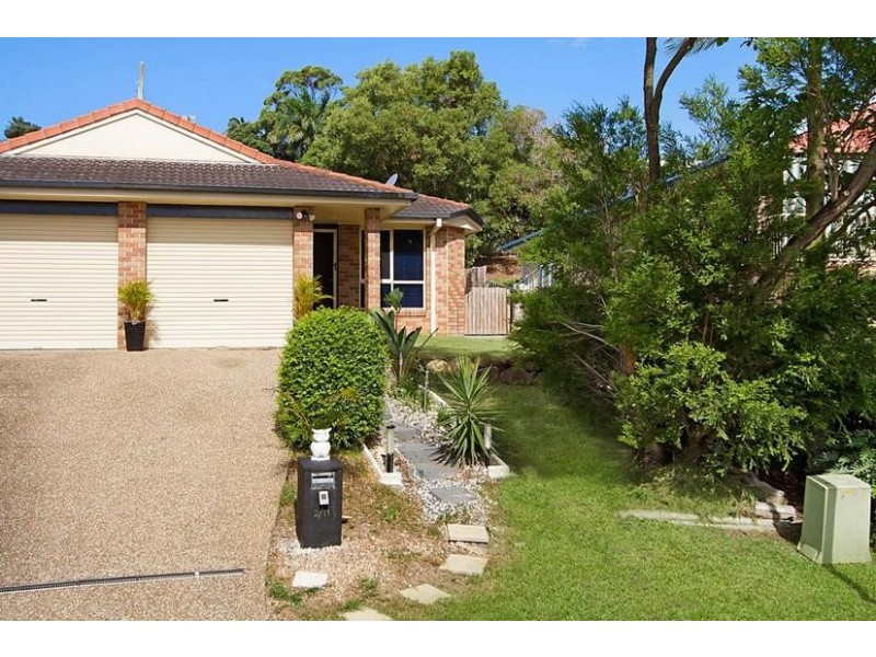 2/11 Parkland Place, Banora Point NSW 2486