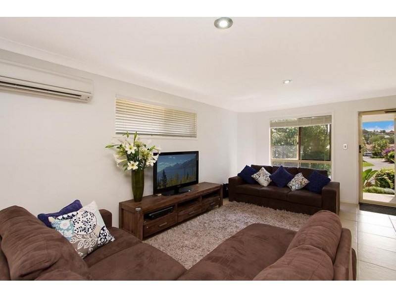 2/11 Parkland Place, Banora Point NSW 2486