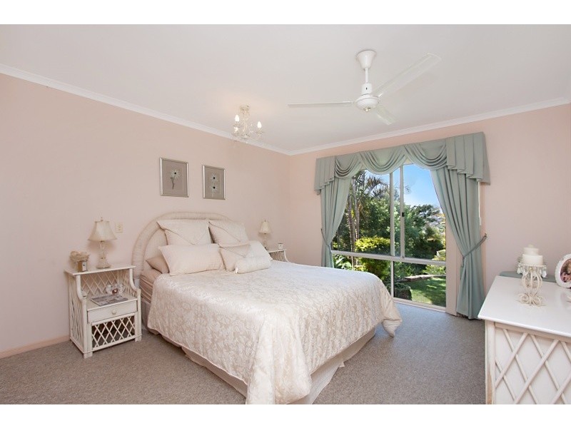 19 Bordeaux Place, Tweed Heads South NSW 2486