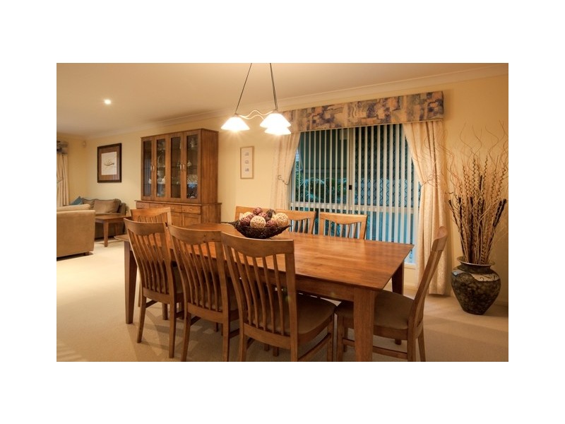 1 New Farm Place, Banora Point NSW 2486