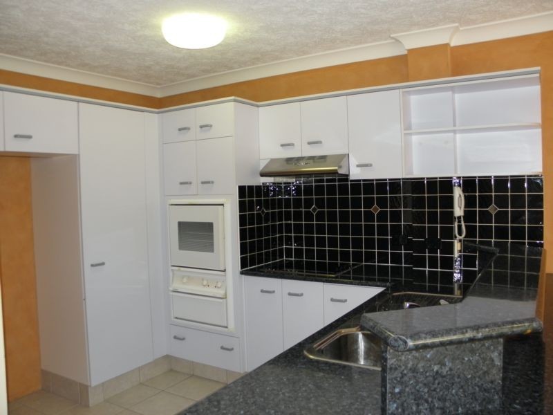 11/9 Ocean Street, Kirra QLD 4225