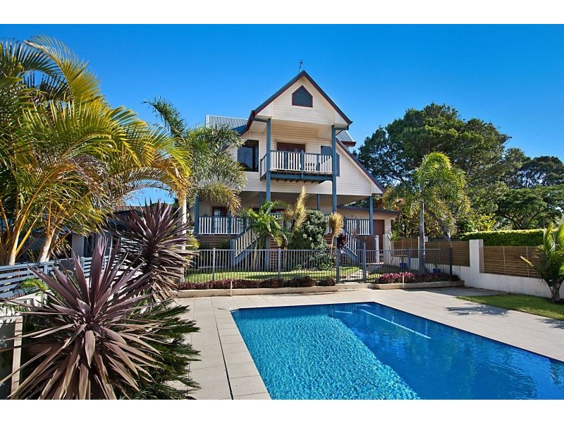 7 Peter Street, Banora Point NSW 2486