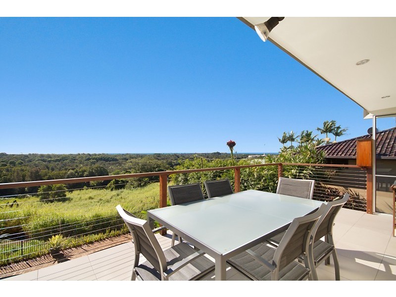 10 Raward Avenue, Banora Point NSW 2486