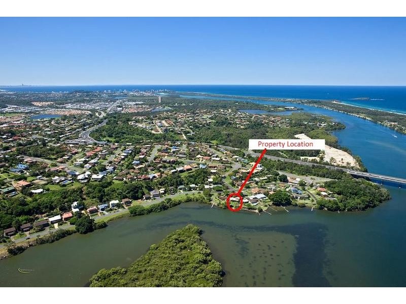 4 Barellan Drive, Banora Point NSW 2486