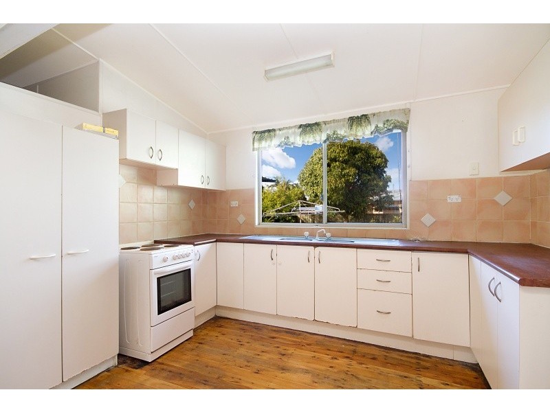 76 Dry Dock Rd, Tweed Heads South NSW 2486