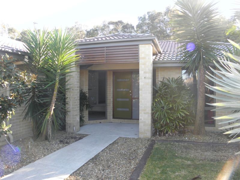 12 Traminer Court, Tweed Heads South NSW 2486