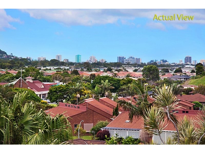 39 Castlecrag Avenue, Banora Point NSW 2486