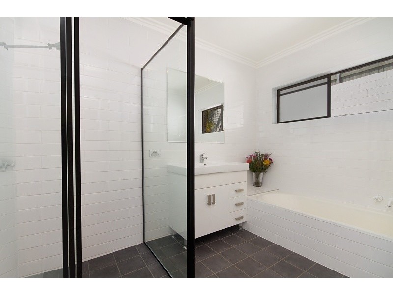 34 Elsie Street, Banora Point NSW 2486