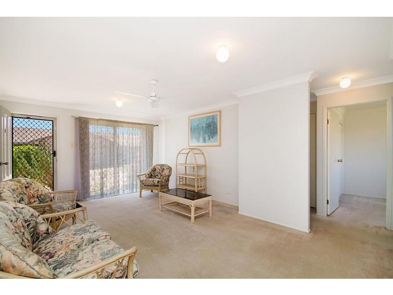 4/1 Kentia Crescent, Banora Point NSW 2486