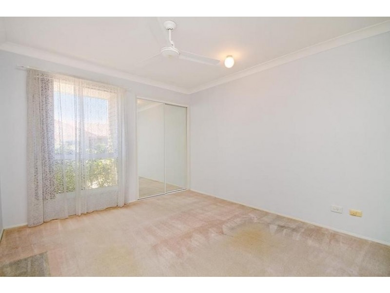 4/1 Kentia Crescent, Banora Point NSW 2486