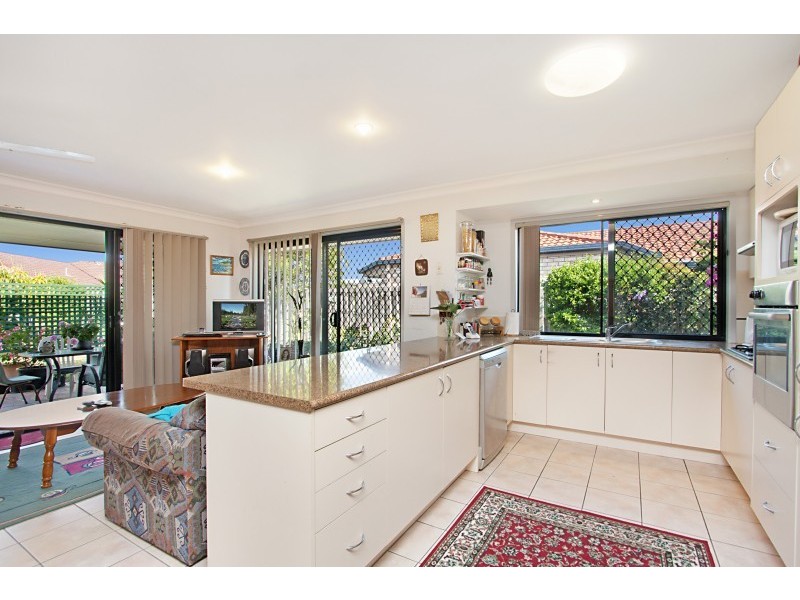 9 Triton Street, Tweed Heads South NSW 2486