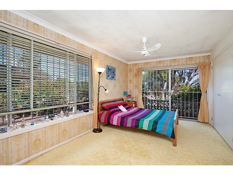 22 Anthony Ave, Banora Point NSW 2486