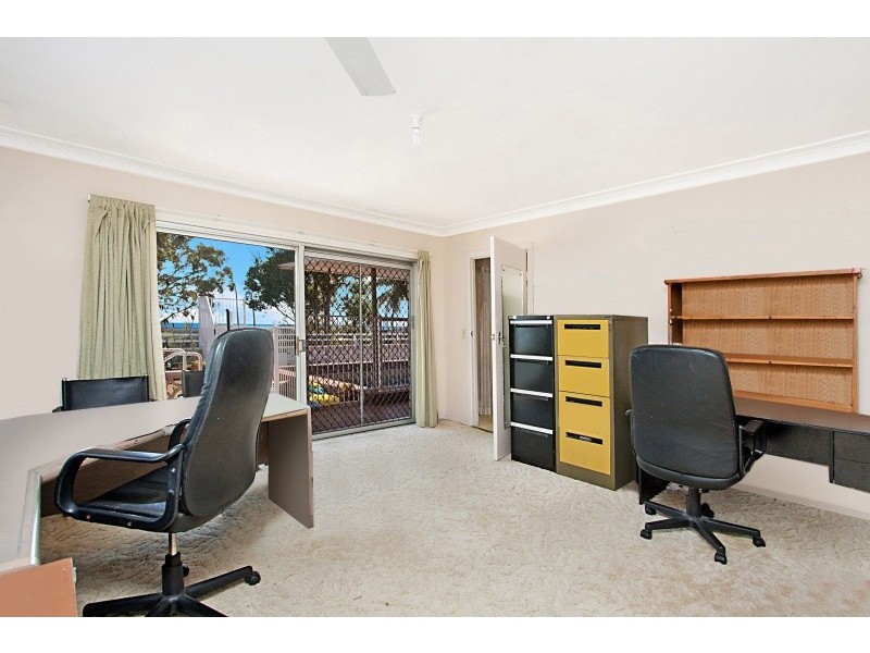 22 Anthony Ave, Banora Point NSW 2486