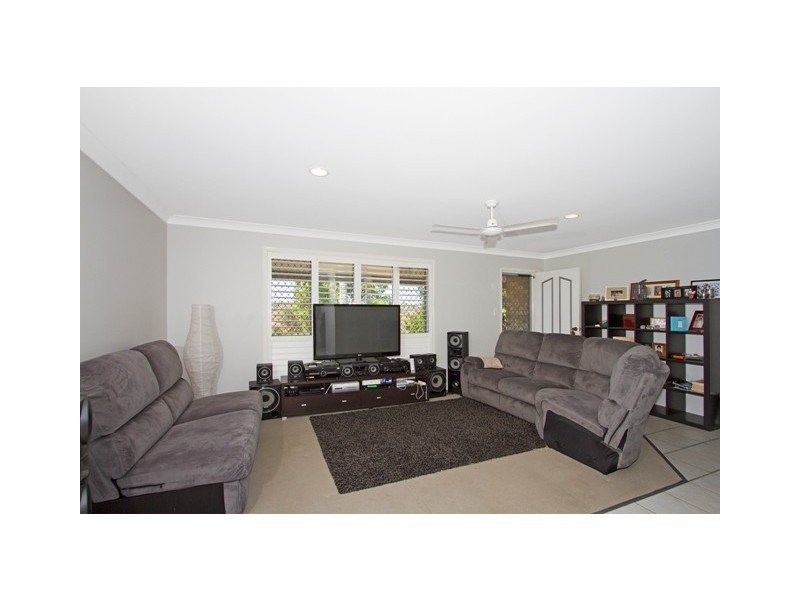 72 Glen Ayr Drive, Banora Point NSW 2486