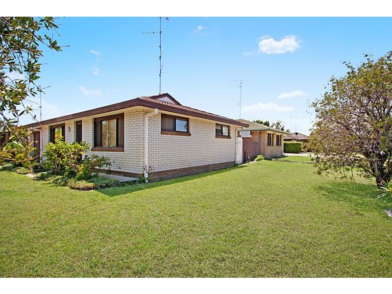 2/33 Blundell Blvd, Tweed Heads South NSW 2486