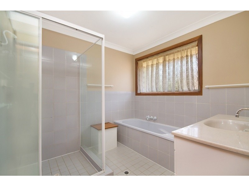 6 Summit Drive, Banora Point NSW 2486