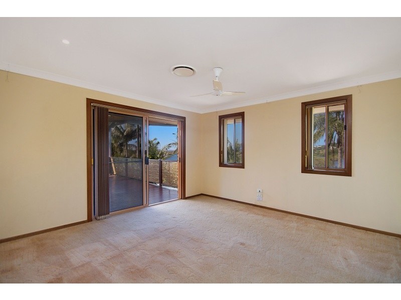 6 Summit Drive, Banora Point NSW 2486