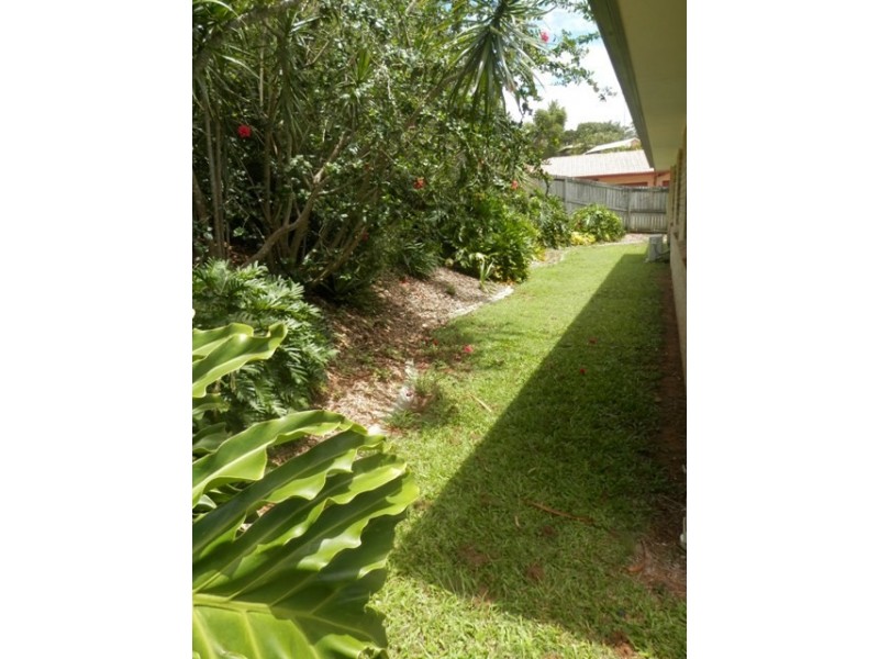 2/21 Lochlomond Drive, Banora Point NSW 2486