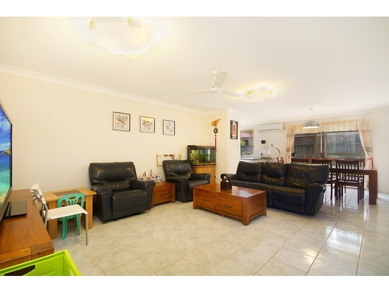 2/2 Franklin Street, Banora Point NSW 2486