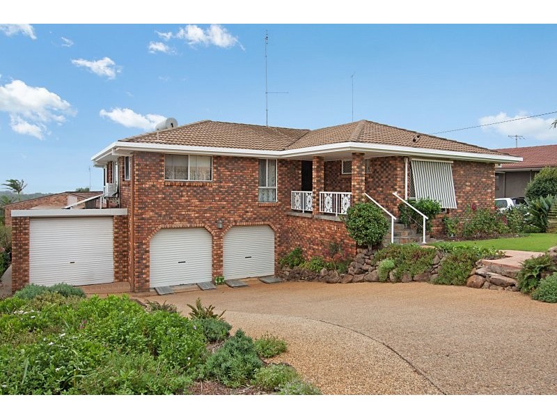 4 Allamanda Avenue, Banora Point NSW 2486