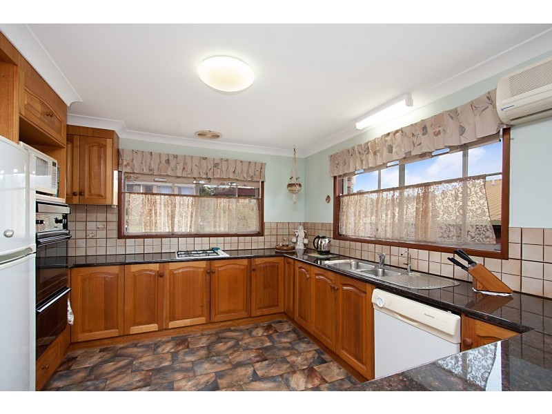 4 Allamanda Avenue, Banora Point NSW 2486