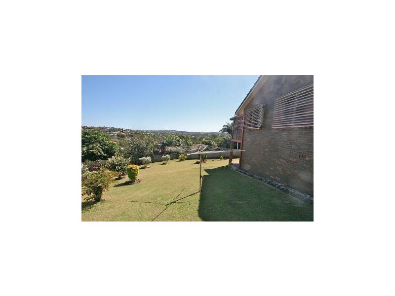 3 Cominan Avenue, Banora Point NSW 2486