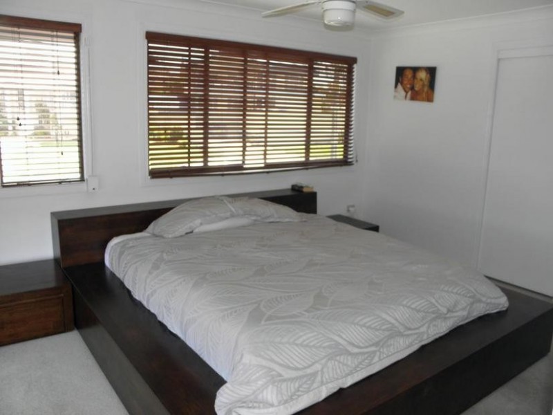 7 Echuca Crescent, Banora Point NSW 2486