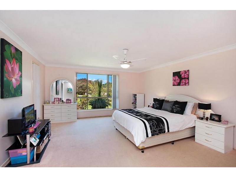 40 Henry Lawson Drive, Terranora NSW 2486