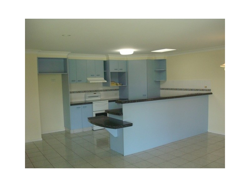 2/3 Woodlands Drive, Banora Point NSW 2486
