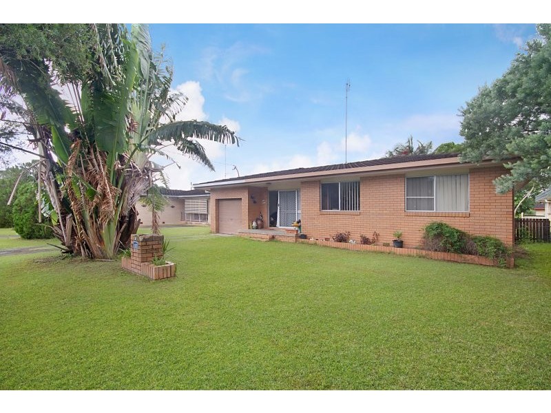 32 Cooloon Crescent, Tweed Heads South NSW 2486