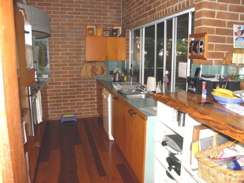 79 Bimbadeen Avenue, Banora Point NSW 2486