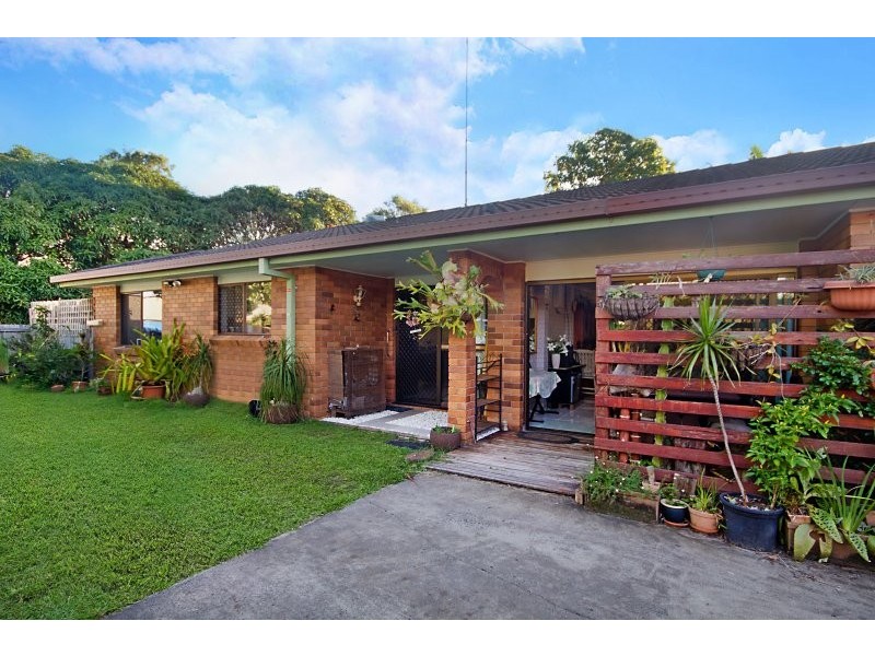 2/84 Blundell Boulevard, Tweed Heads South NSW 2486