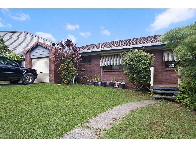 1/8 Mariners Crescent, Banora Point NSW 2486